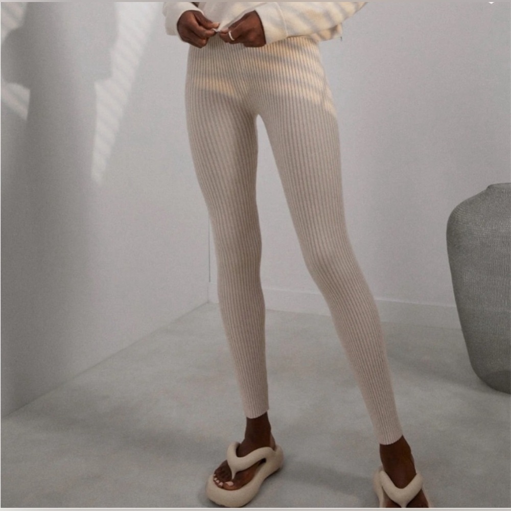 LUNYA Cozy, cotton silk rib leggings in cream color Size Large BRAND NEW IN BAG
